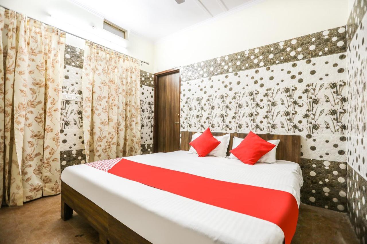 Oyo 71693 Starlight Hotel Gangānagar Dış mekan fotoğraf