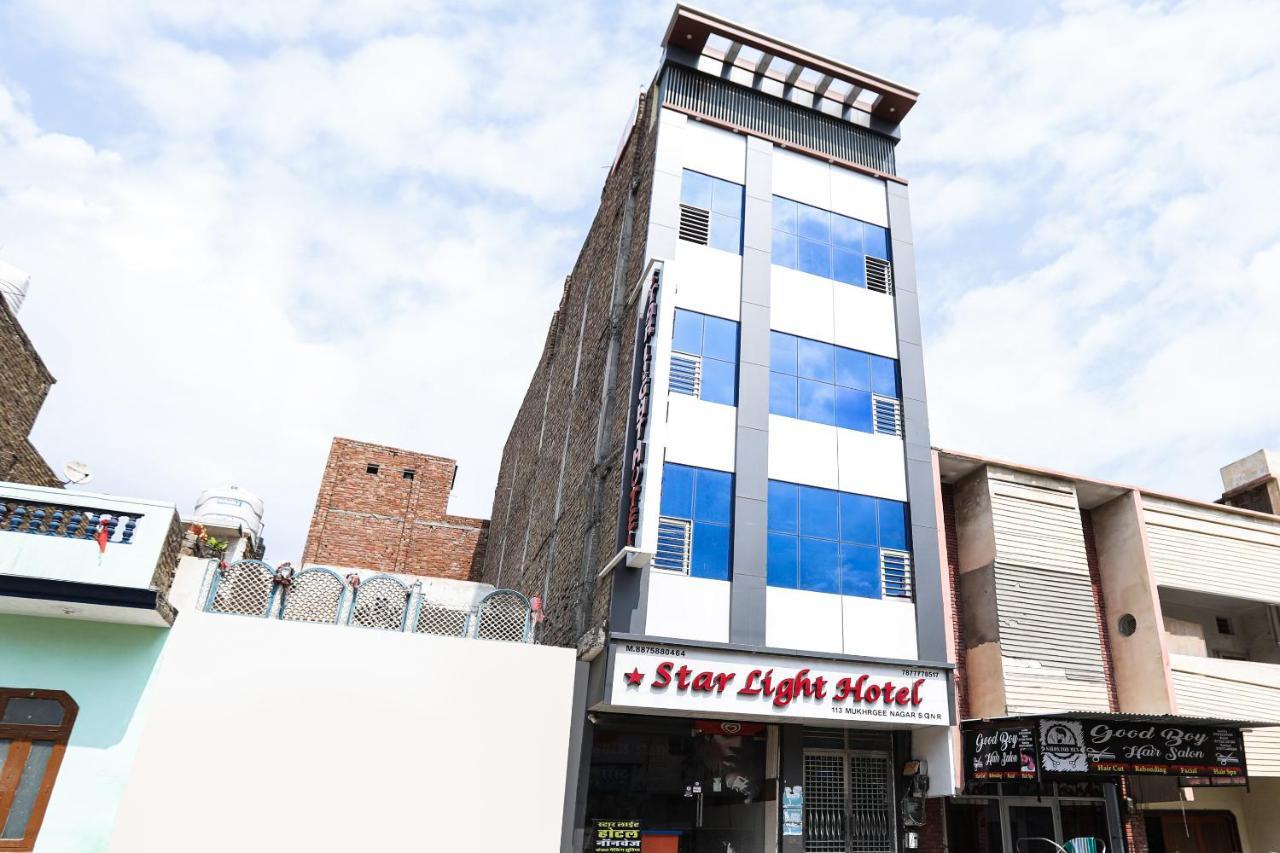 Oyo 71693 Starlight Hotel Gangānagar Dış mekan fotoğraf