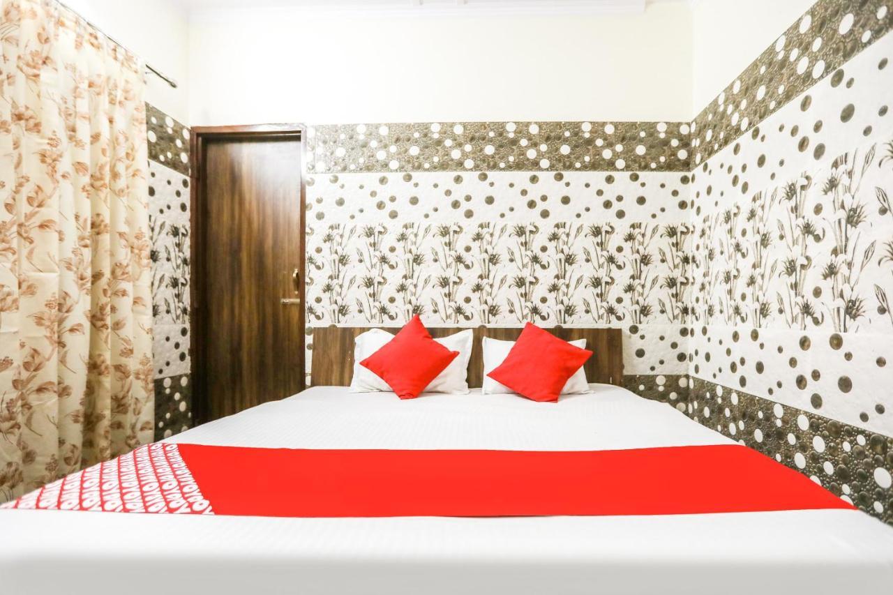 Oyo 71693 Starlight Hotel Gangānagar Dış mekan fotoğraf